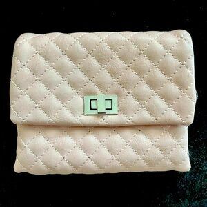 MALI & LILI NWT APPROVED VEGAN LEATHER Rose Crossbody Handbag